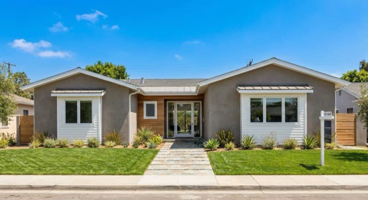 Exterior Painting in Brentwood