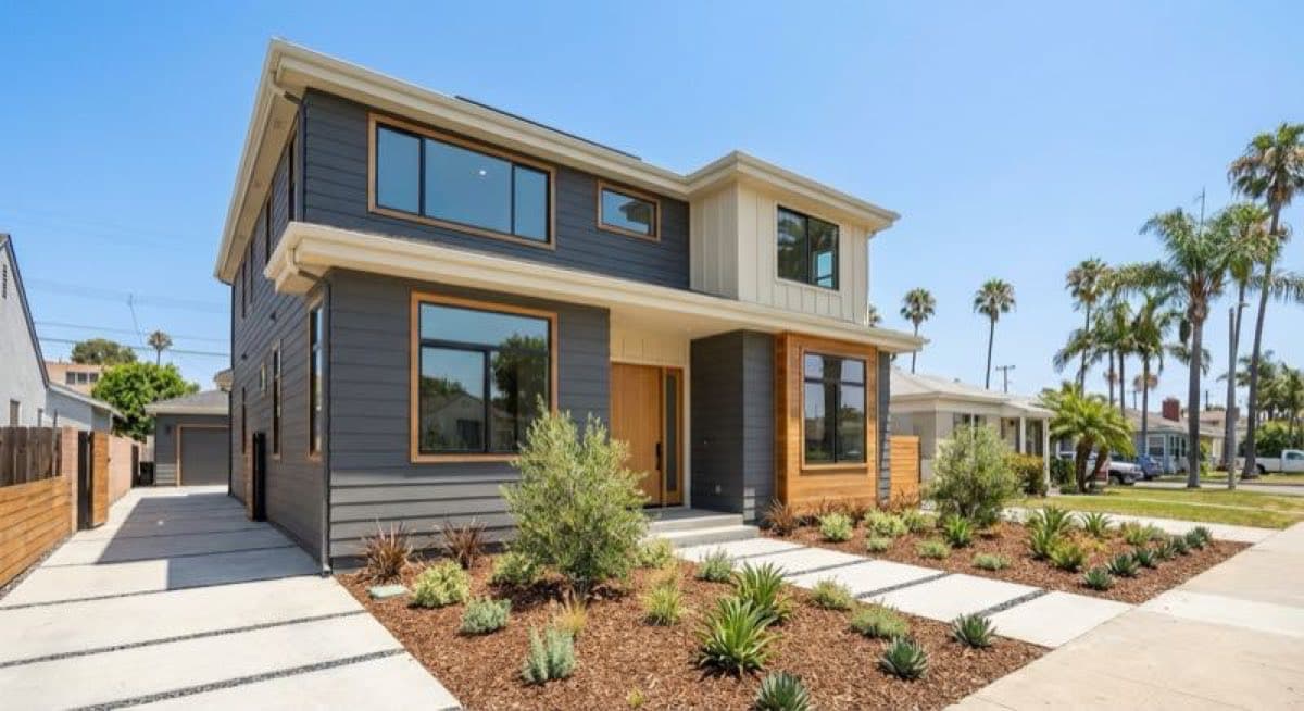 Exterior Painting in Del Rey