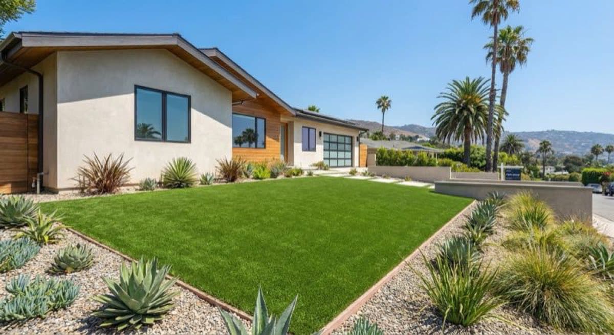 Artificial Turf in Santa Monica