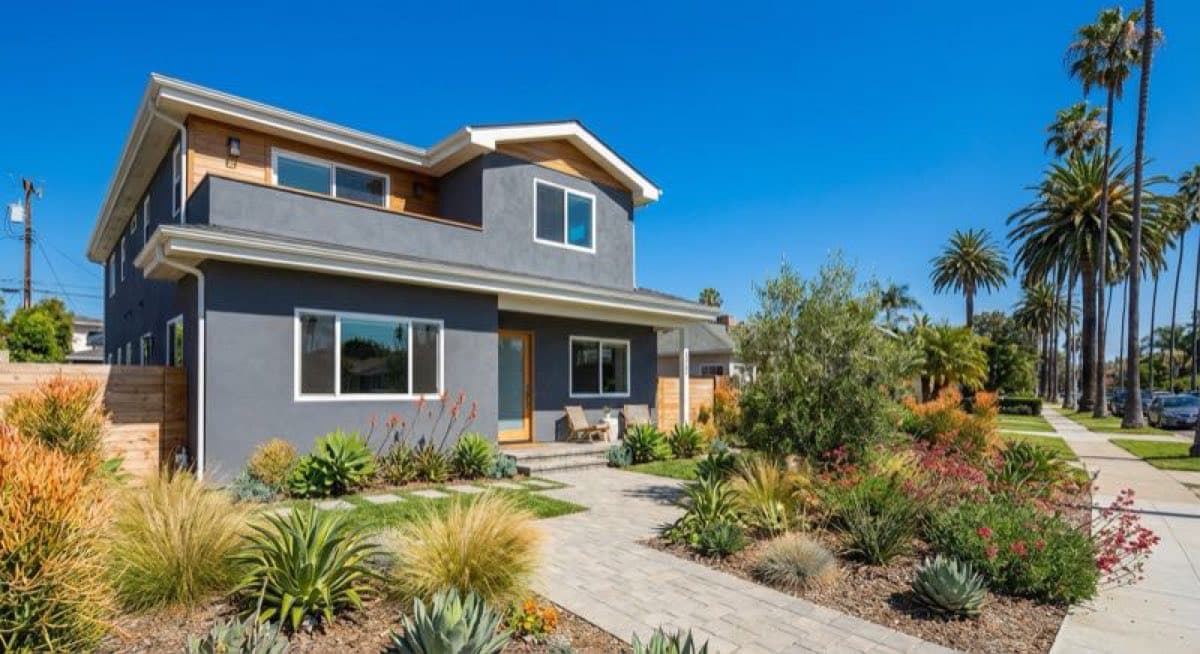 Exterior Painting in Venice